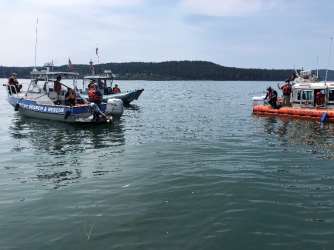 Auxiliary members training with multiple agencies