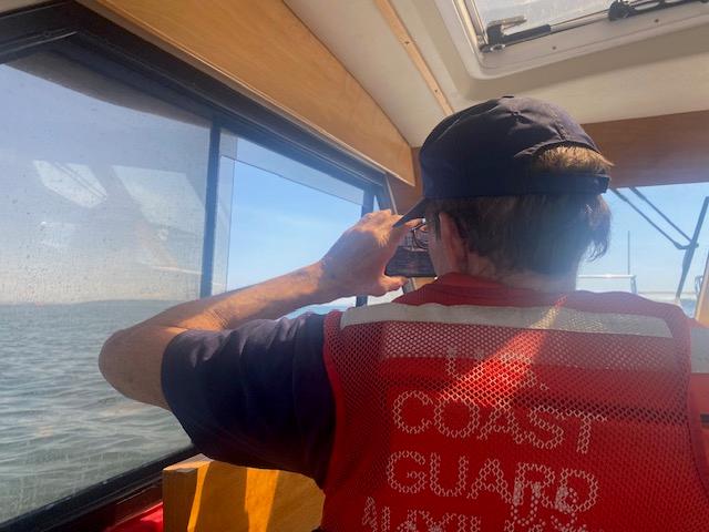 Bellingham, Wash – Auxiliary Boat Crews on patrol. US Coast Guard photo by Leslie Parks.